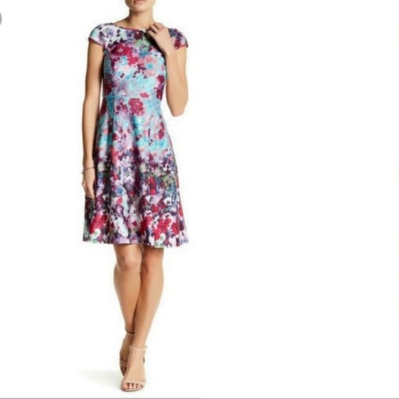 NEW ADRIANNA PAPELL MULITI AQUA FLORAL SCUBA FIT/FLATE DRESS - Picture 11 of 11